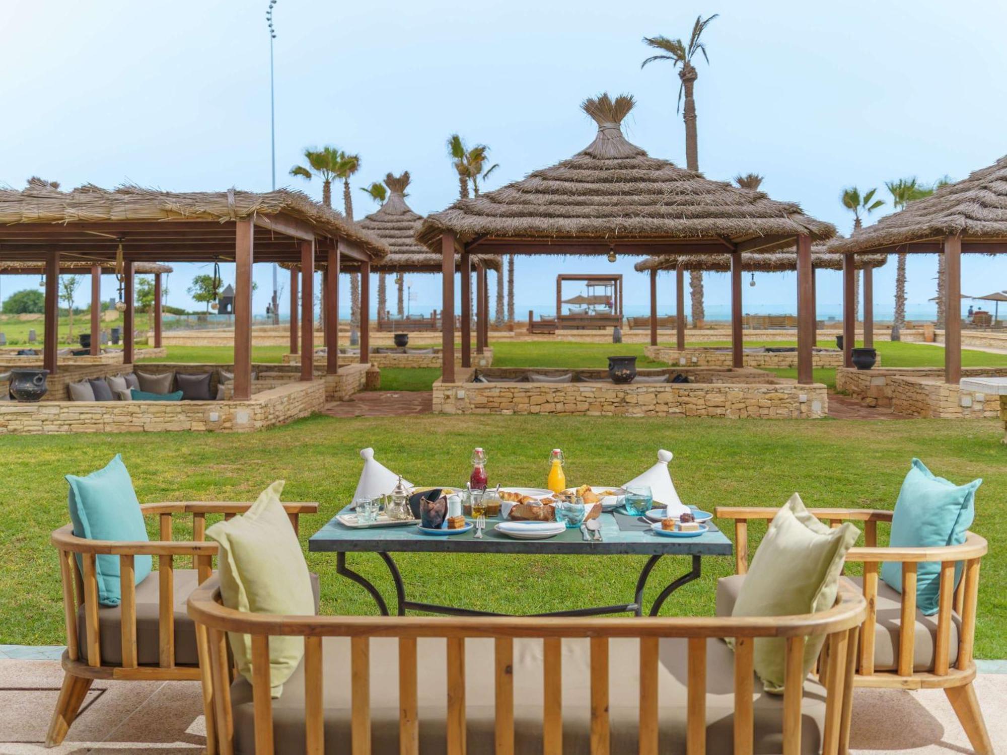 Sofitel Agadir Royal Bay Resort Bagian luar foto The beach at the hotel