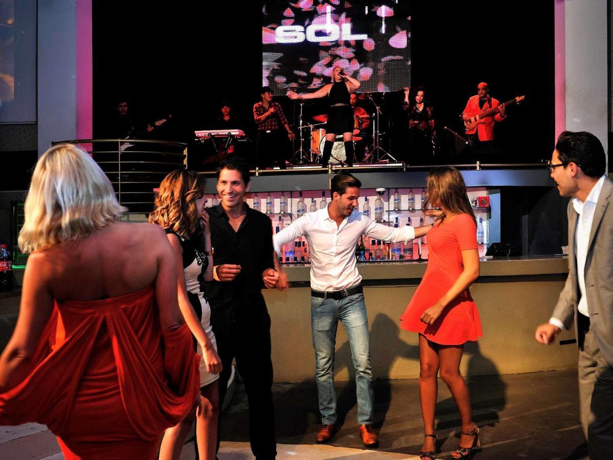 Sofitel Agadir Royal Bay Resort Bagian luar foto Sol nightclub